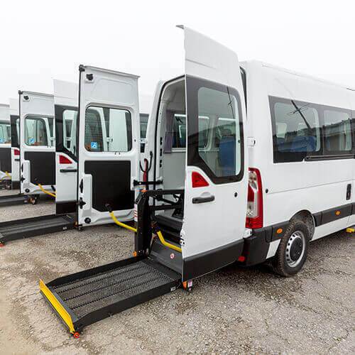 Transfer Adaptado para Cadeiras de Roda ou Scooters Eléctricas no Aeroporto de Faro